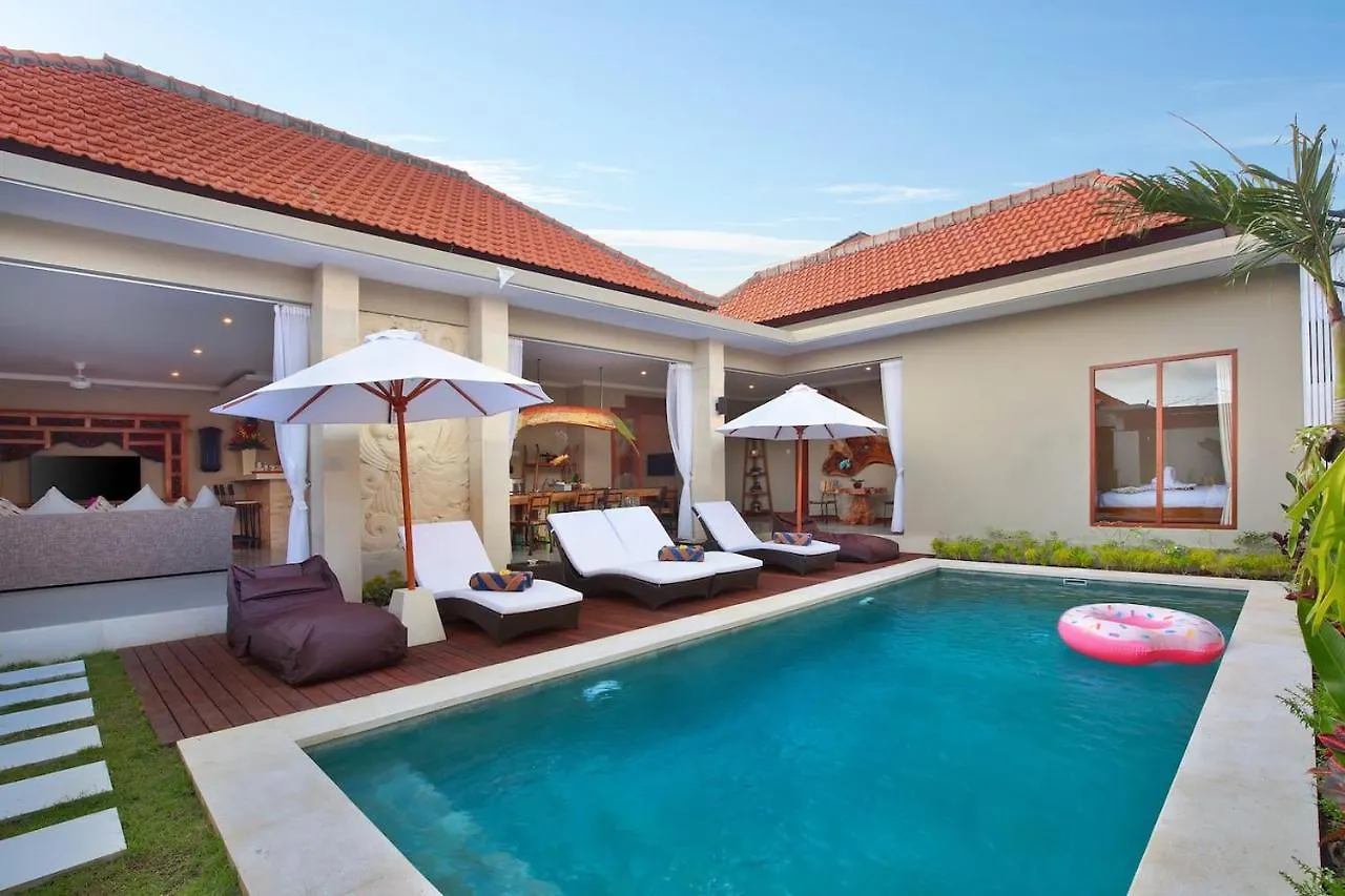 Kae Villa Anggrek Seminyak